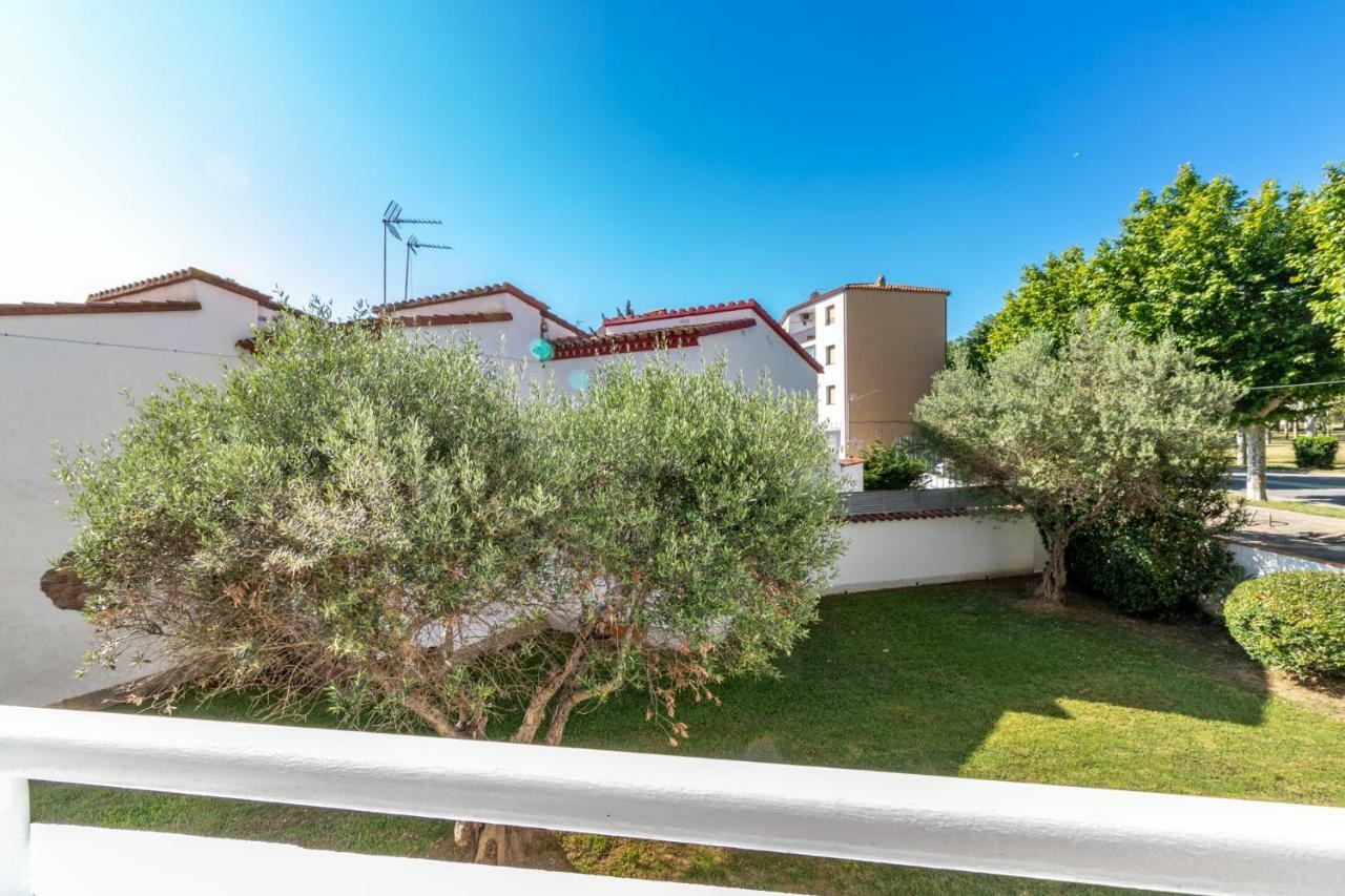 Goldhome - Valira Empuriabrava Exterior photo